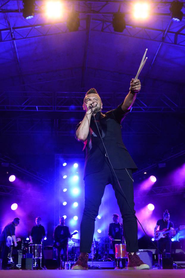 Zagreb: Slavljenički koncert grupe Vatra povodom 25 godina profesionalne karijere