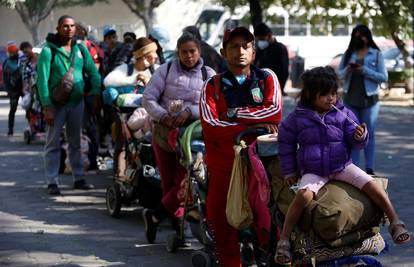 SAD uhitile rekordnih 210.000 migranata na meksičkoj granici