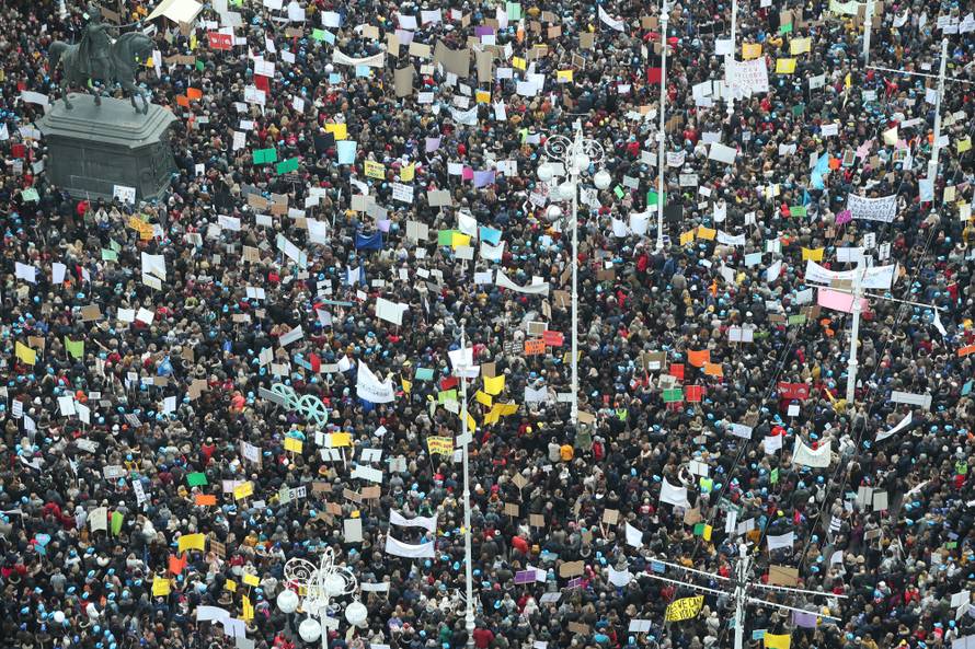 Velika fotogalerija: Prosvjed 'Hrvatska mora bolje'  na Trgu