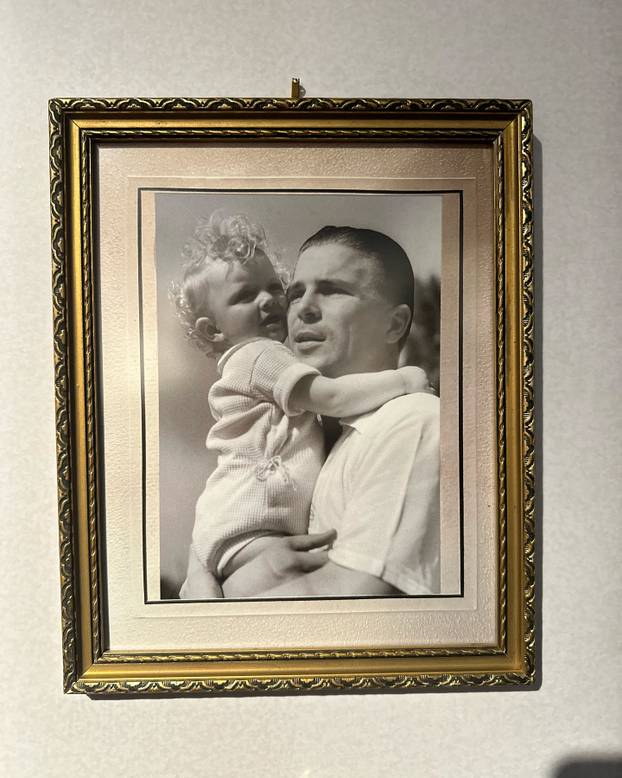 FOTO Pradjed joj je nogometna legenda. I ona ima masu fanova