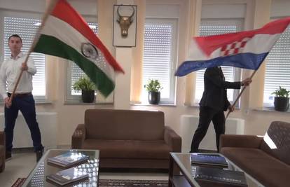 Indijci nasmijali Hrvate: Snimili su urnebesan spot u ambasadi