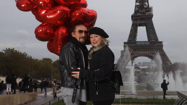 Željko Bebek i supruga Ružica uživaju u romantičnom Parizu: I dalje su zaljubljeni preko ušiju