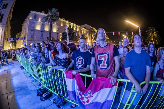 Split: Koncert Prljavog Kazališta na Splitskoj Rivi povodom Dana Domovinske Zahvalnosti