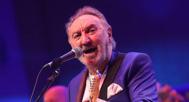 Zagreb: Sanja, Marinko i Zec pjevaju najveće hitove grupe Novi fosili u Lisinskom