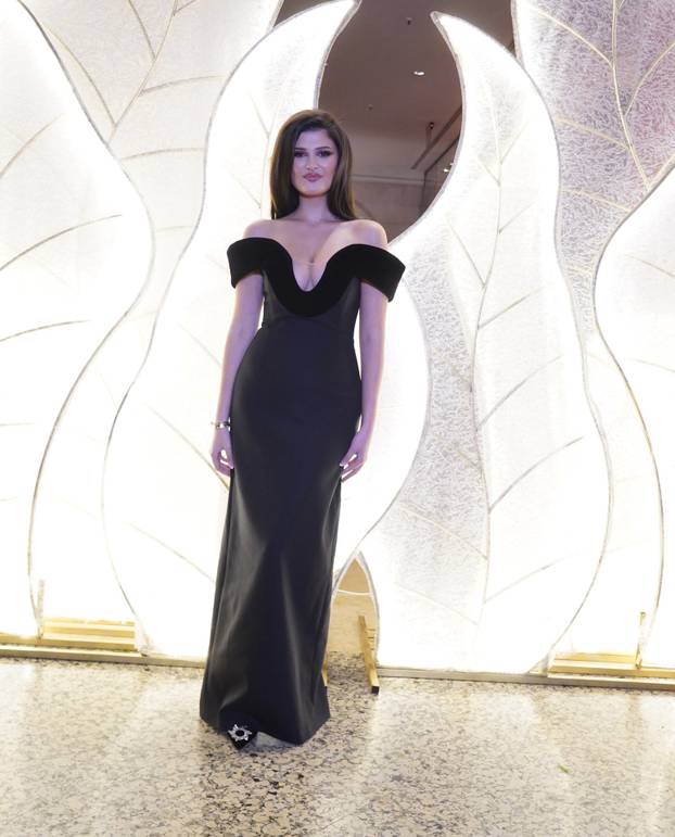 Beograd: Aleksandra Prijović s majkom došla na proslavu rođendana Cristine Juliane Todorović