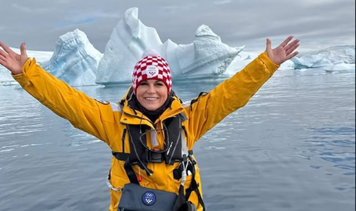 Ma&scaron;kare rekonstruirale Kolindin viralni ledeni skok na Antarktici