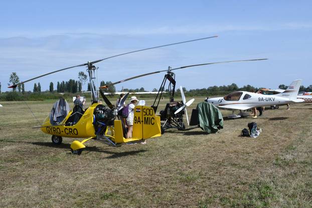 Aeromiting Sisak 2024. memorijalni aeromiting Marijan Celjak