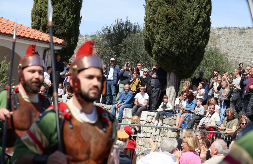 Katuni : Tradicionalni 25. Hrvatski festival žudija