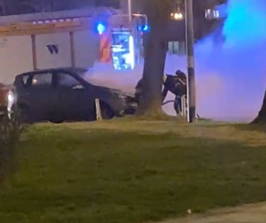 Zapalio se automobil u Dubravi: 'Vozačica je malo potresena'