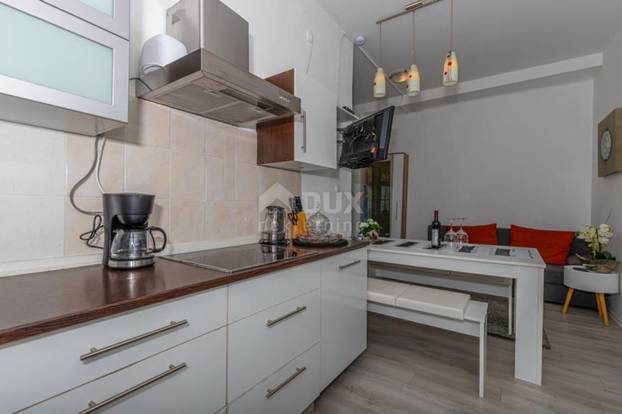 FOTO Spremno za biznis: Vila u Crikvenici ima 5 apartmana, ali, vrijedi li baš toliko milijuna?