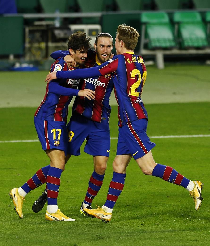 La Liga Santander - Real Betis v FC Barcelona