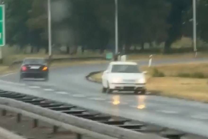 Vozi u krivom smjeru!