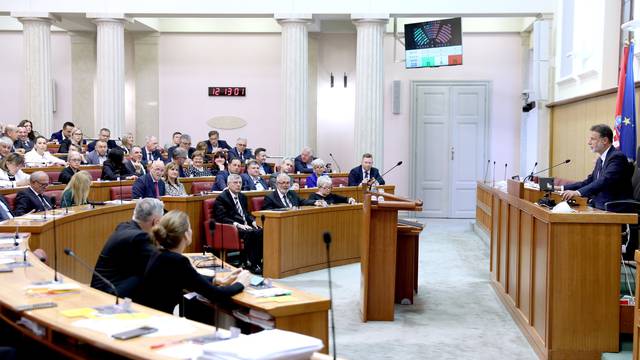 Zagreb: Zastupnici tjedan završavaju glasovanjem o raspravljenim točkama dnevnog reda