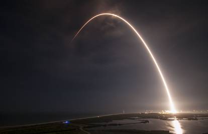 NASA: Raketa SpaceX ostala je bez goriva, past će na Mjesec
