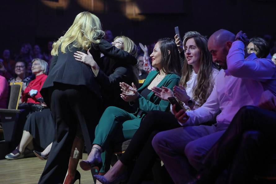 Koncert najvećih hitova grupe Novi fosili - Sanja, Marinko i Zec