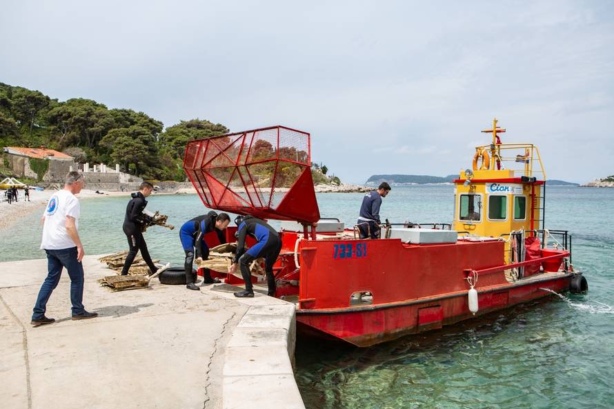 Dubrovnik: EkoloÅ¡ka akcija Ã¨iÅ¡Ã¦enja podmorja pod nazivom Eko Dubrovnik 2019