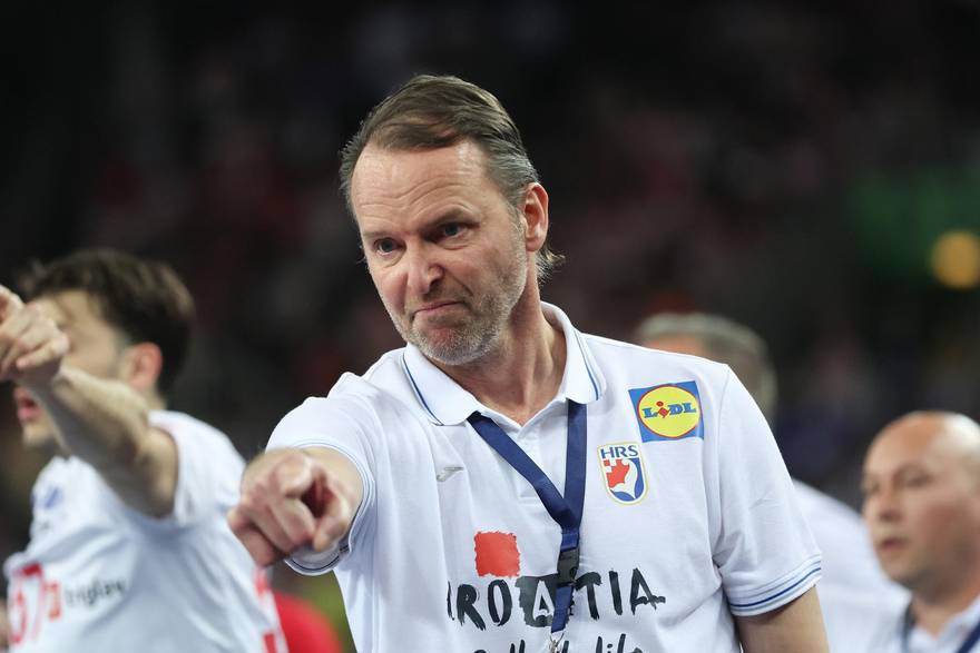 Sigurdsson potvrdio lo&scaron;e vijesti: &Scaron;ipi&cacute; 100 posto ne&cacute;e na Euro