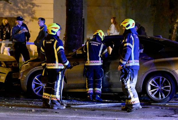 Zagreb: Vatrogasci ugasili požar automobila u Travnom, čula se i eksplozija