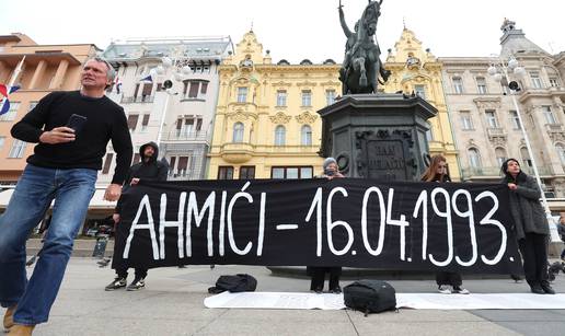 Mirni protest u Zagrebu zbog Ahmića: HVO su ubili 116 civila, među njima i bebu. Žive ih palili