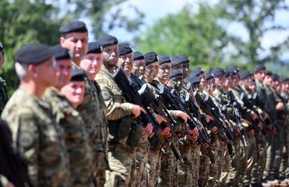 MORH će Vladi prezentirati prijedlog novog ustroja vojske