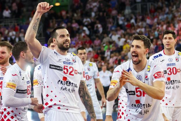 Zagreb: Slavlje rukometaša Hrvatske nakon pobjede nad Mađarskom i prolaska u polufinale Svjetskog prvenstva