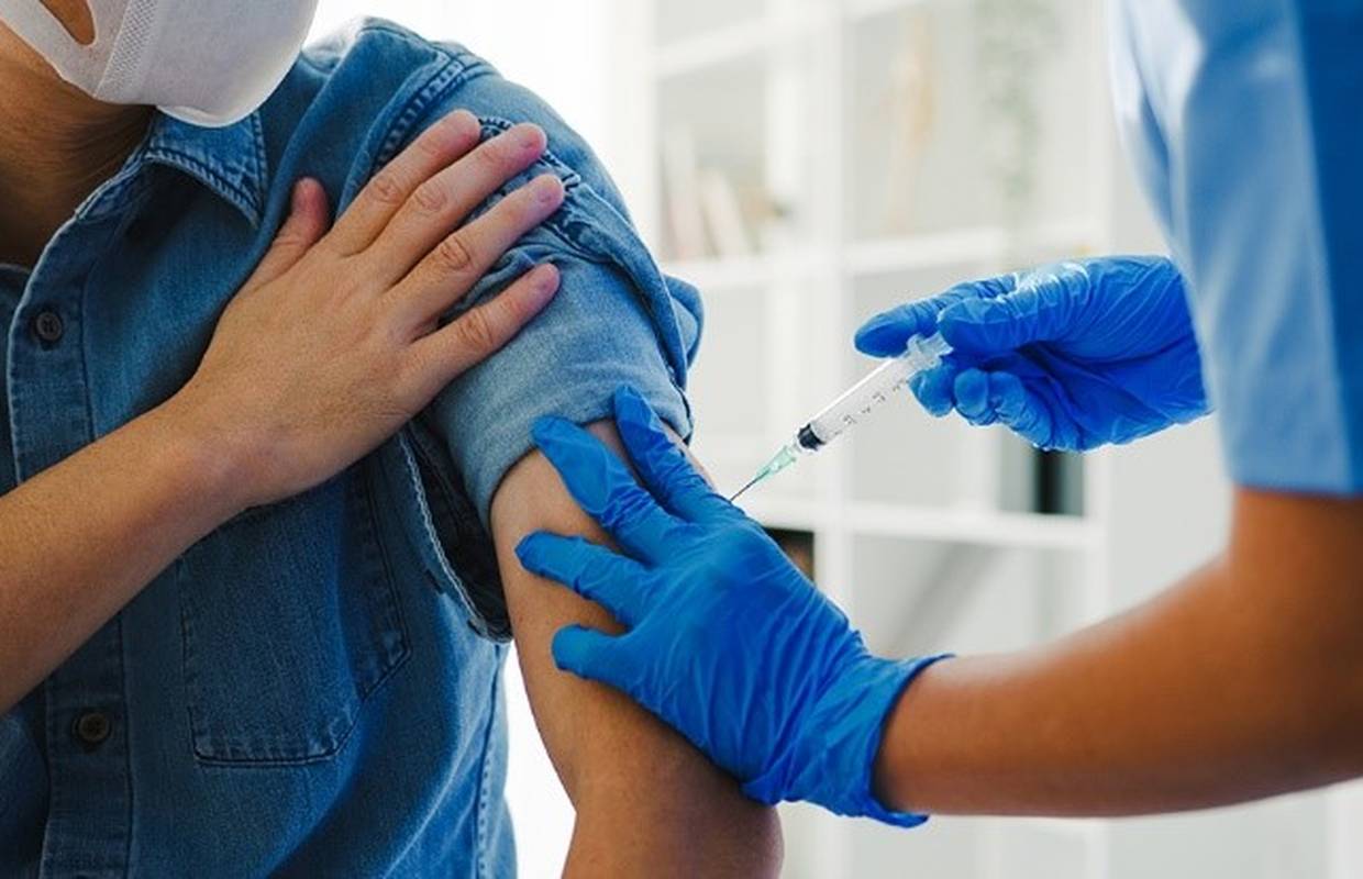 Od sada možete trgovati cijenom dionica Pfizera i Moderne iz Hrvatske
