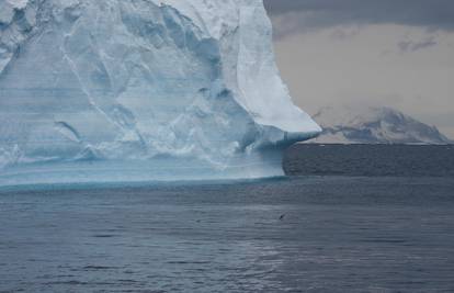 Novo otkriće s Antarktike znak je za uzbunu: 'Prijeti opasan i brz proces topljenja ledenjaka!'