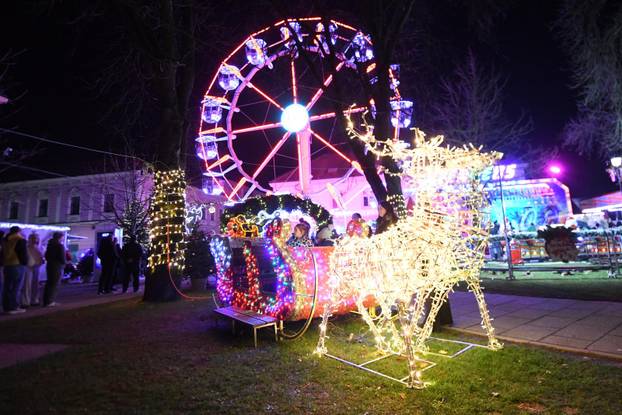 Bjelovar: Grad nikad ljepši u blagdanskom ruhu, a i advent je naraskošniji ikad