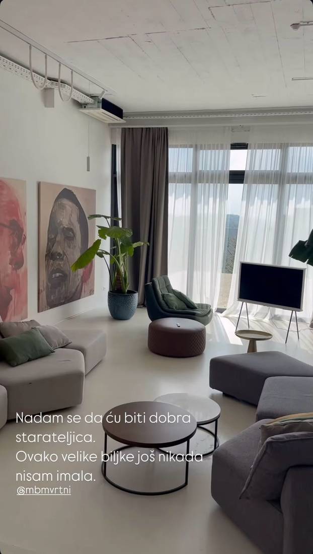 FOTO Zavirite u novoopremljenu kuću Nikoline Pišek! Na zidu su postavljene zanimljive slike...