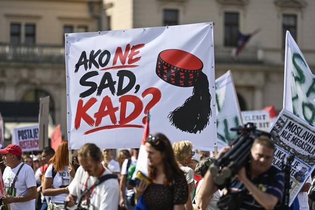 Zagreb: Okupljanje prosvjednika Hodaj za Liku, hodaj za Hrvatsku