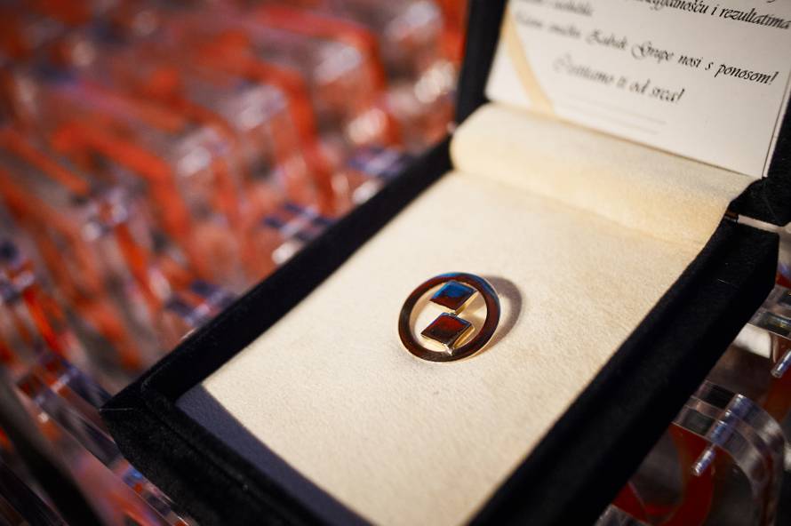 Zubak Grupa na godišnjem druženju nagradila svojih više od stotinu djelatnika