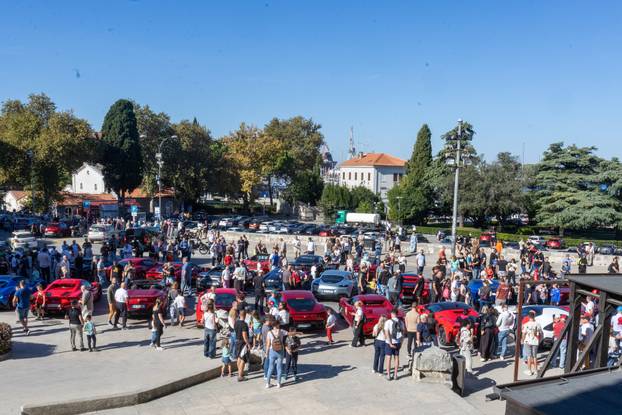 Pula: Ferrari vozila ispred pulske Arene