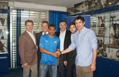 Hillel El Soudani potpisao je za Dinamo: Želim u Ligu prvaka...