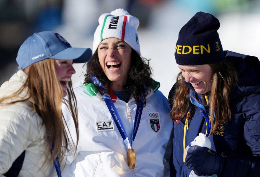 Alpine Skiing - Women's Giant Slalom Victory Ceremony