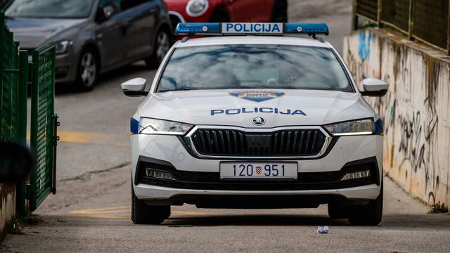 Policija objavila detalje sukoba u Solinu: Muškarac (50) prijetio smrću, pronašli su mu oružje
