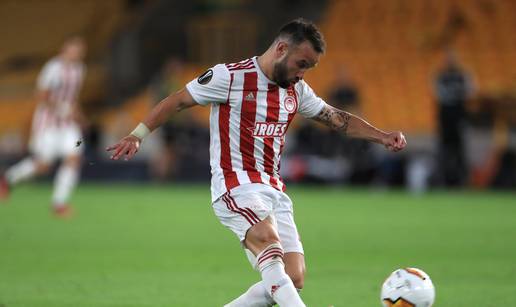 Olympiakos promašio penal pa ipak srušio Livajin AEK u Kupu...