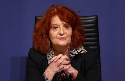 Drska pljačka u Louvreu: Amateri s djecom ukrali dragulje vrijedne 88 mil. eura