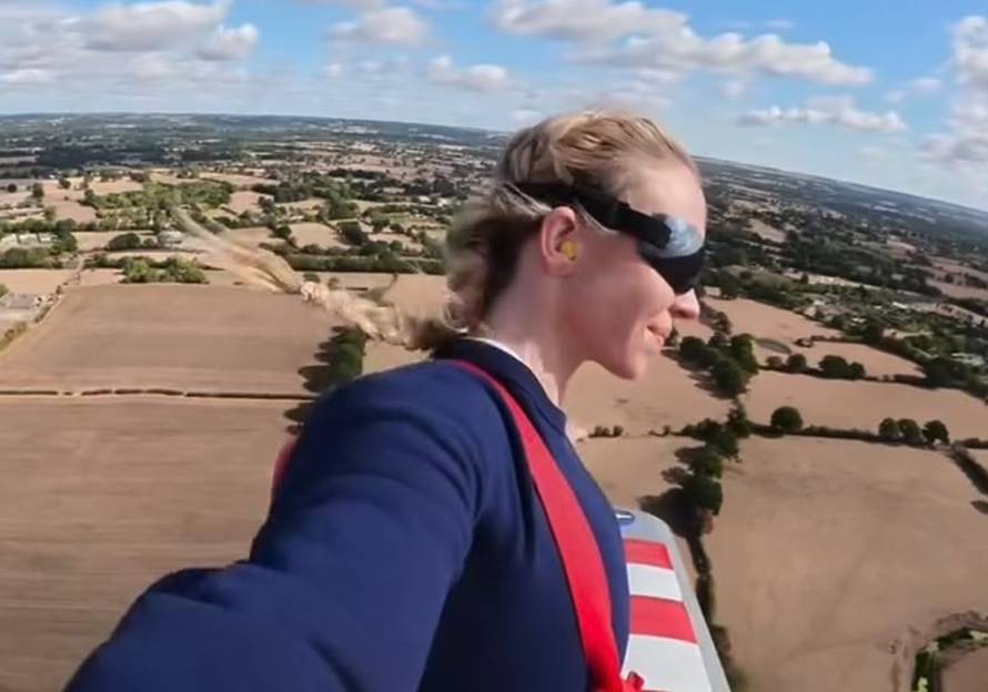 Sydney Sweeney stajala je na avionu: 'Pazi se Tom Cruise...'