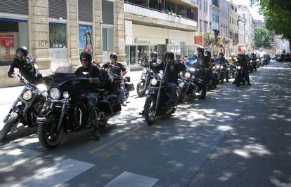Harley Davidsoni zauzeli rivu u Medulinu i pulsku Portaratu