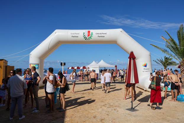 Održana plivačka manifestacija Porečki delfin