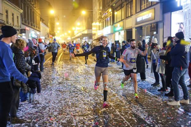 Održan 14. Zagreba?ki no?ni cener na kojem je sudjelovalo oko 3000 trka?a