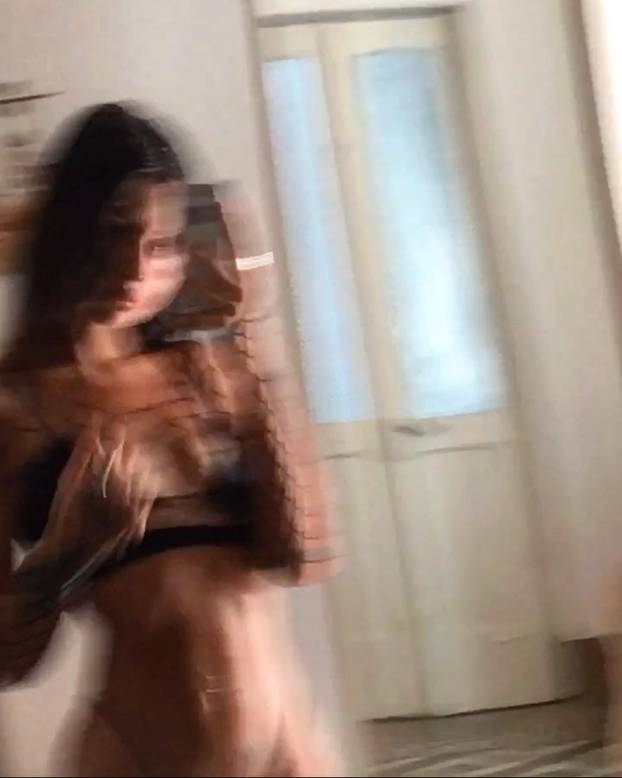 FOTO Njezin bivši je stup obrane u Arsenalu, a za njom slini cijela Italija! Ona je savršeni model