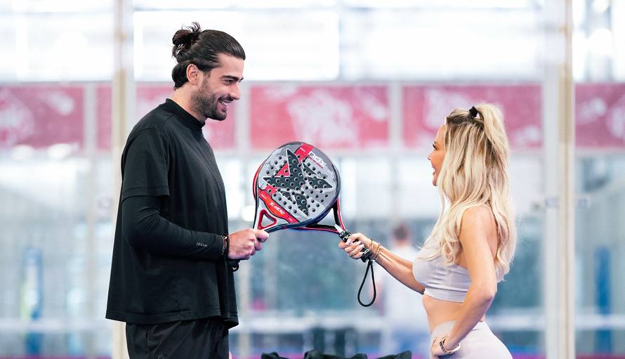 Maja Šuput i Šime Elez bez zadrške razmjenjivali nježnosti pred Valentinovo