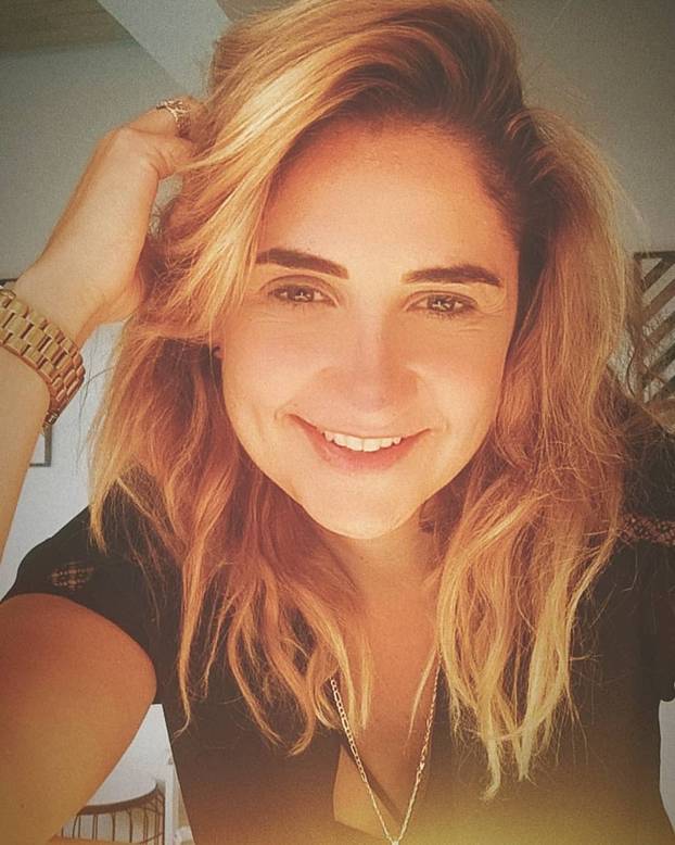 FOTO Trenerica u štiklama ruši barijere i ide u novu avanturu. Nazivaju je 'ženski Fatih Terim'