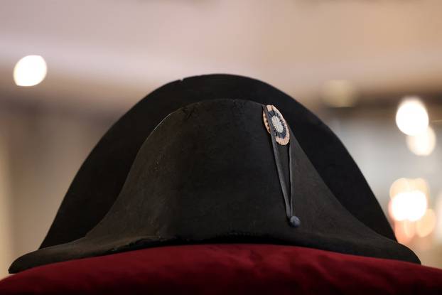 Legendary bicorne of Emperor Napoleon on auction in Paris