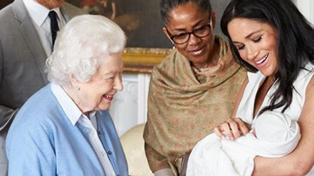 Meghan i Harry pokazali sina kraljici: Nazvali smo ga Archie