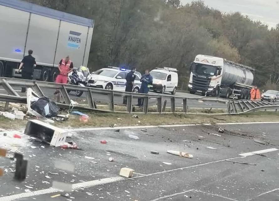 Oprezno na A4! Kod Svete Helene prevrnuo se kamion. 'Vozi se uz ograničenje brzine'