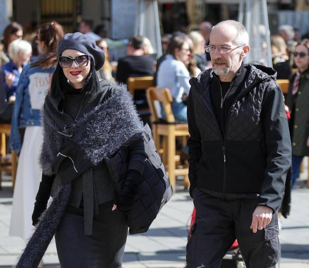 Zagreb: Mirela Holy i Siniša Bužan prošetali cetrom grada