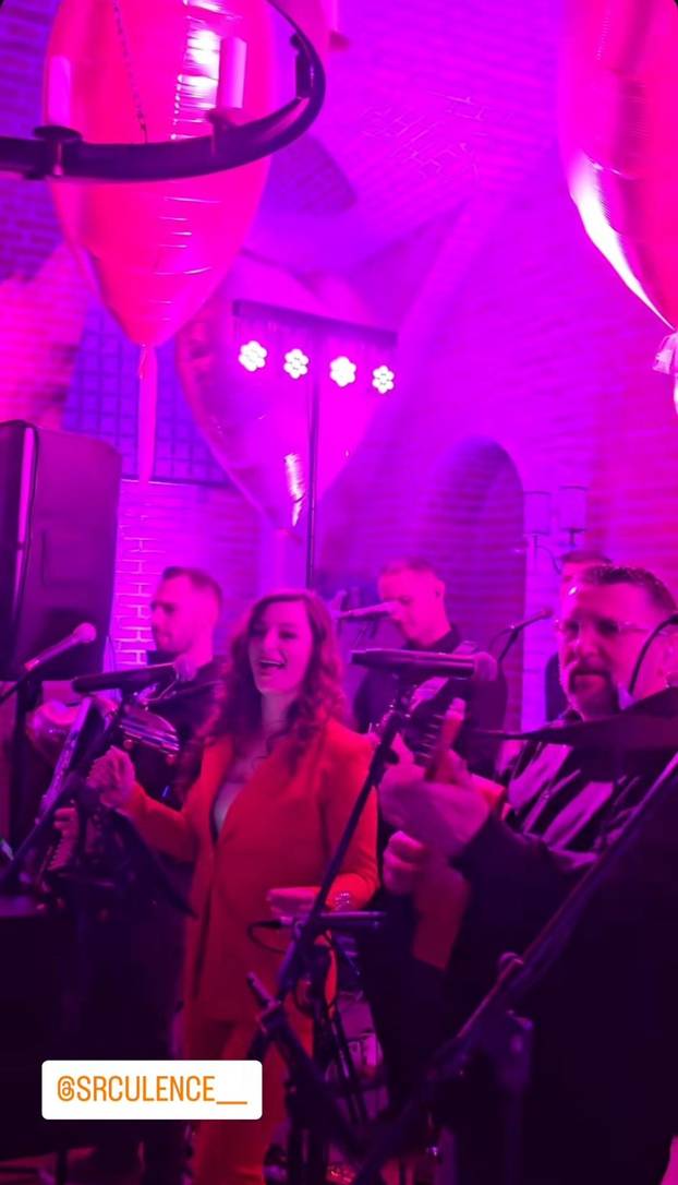 Iva Todorić se primila mikrofona i 'zapalila' feštu: Nema tko nije bio na slavlju Gazdine mezimice