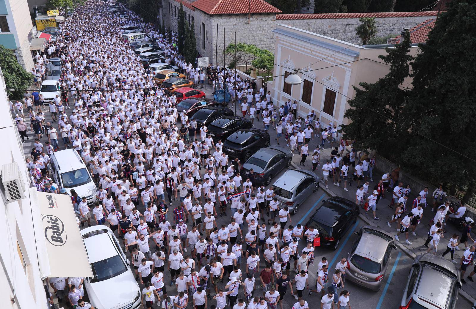 Split: Povorka Torcide prema Poljudu 